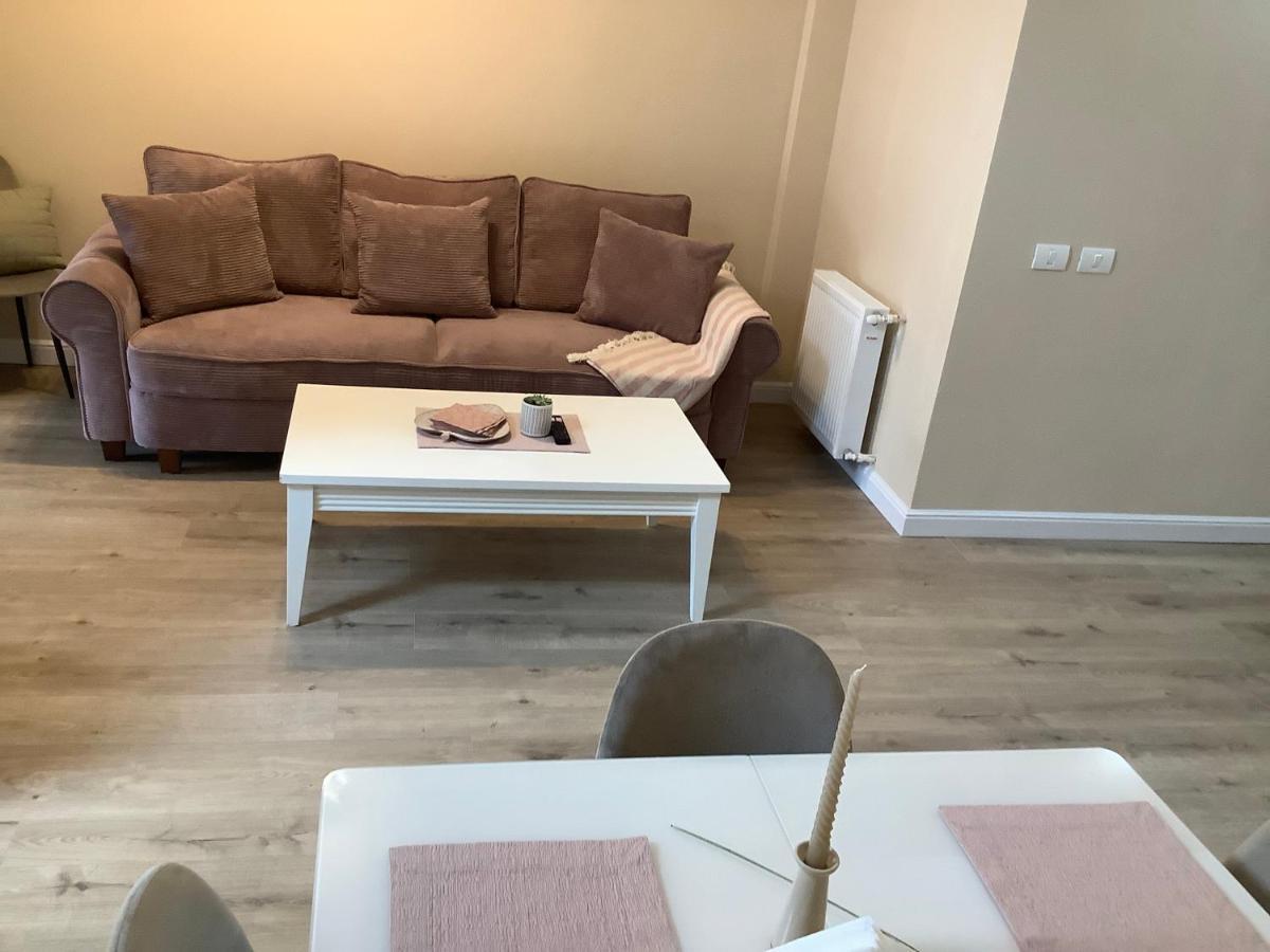 Gina'S Studio. Бистрица Экстерьер фото